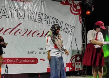 Puncak HUT RI, Karang Taruna Desa Prambangan Kebomas Gelar Pentas Seni Nusantara