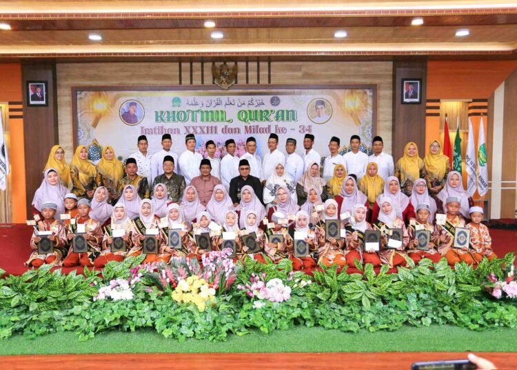 Era Modern, TPQ 76 Tanwirul Hikmah Tanjungsari Sidayu Terapkan Digitalisasi Saat Gelar Khataman Imtihan TPQ