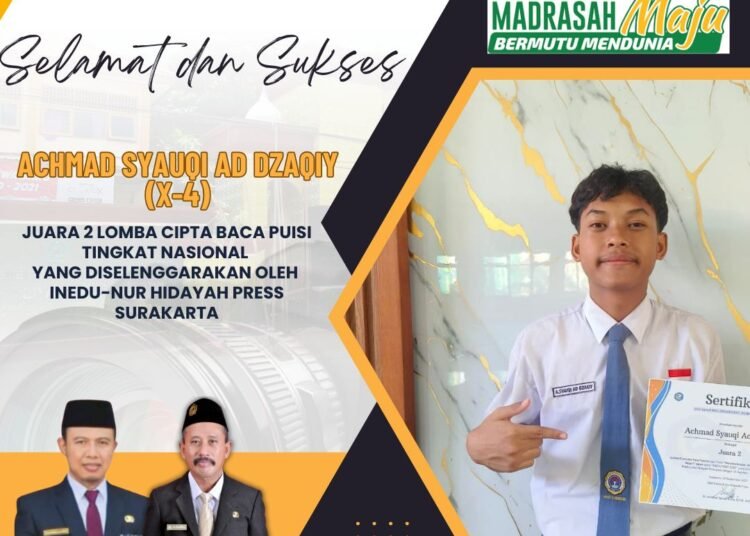 Kereen !! Achmad Syauqy Ad Dzaqiy Siswa MAN 1 Gresik Sabet Juara 2 Lomba Baca Puisi Tingkat Nasional