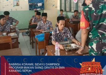 Babinsa Koramil Sidayu Dampingi Program Makan Siang Gratis di SMA Kanjeng Sepuh