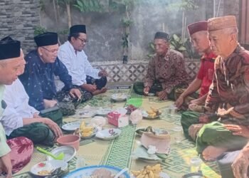 Penuh Kebersamaan, Warga Gotong Royong Dukung Pembangunan Gedung NU Centre Ranting Tebuwung