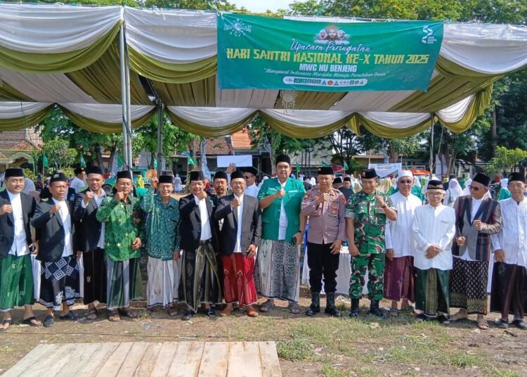 MWCNU Benjeng Gelar Upacara Hari Santri Nasional 2025 Diikuti Ribuan Santri dan Warga Nahdliyin