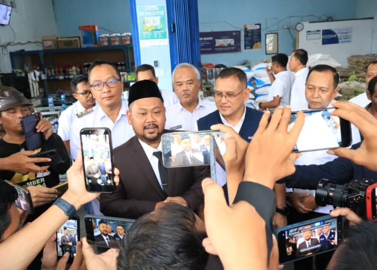 Petani Gresik Sumringah Pupuk Murah, Bupati Gus Yani Apresiasi Langkah PT. Pupuk Indonesia