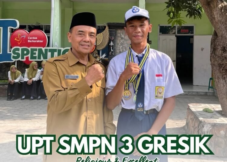 Istimewa !! Syahrul Siswa UPT SMPN 3 Gresik Sabet Dua Juara Sekaligus di Ajang Bergengsi Kejuaraan Atletik Pelajar ke-7 Tingkat Kabupaten