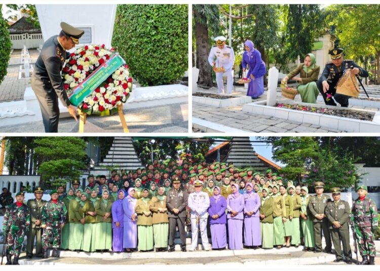 Dandim 0817/Gresik Pimpin Ziarah Nasional di Taman Makam Pahlawan Sambut HUT TNI