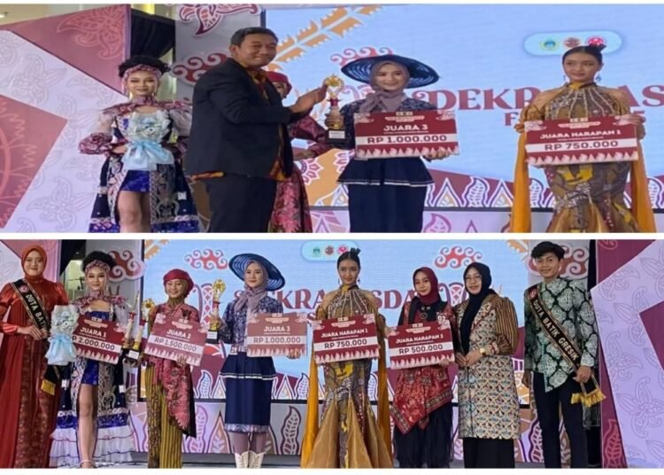 SISWI UPT SMPN 4 GRESIK JUARA 2 FASHION SHOW DEKRANASDA FEST 2025