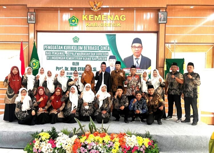 Inilah Ikhtiar Keras MIN 1 Gresik Perkuat Kurikulum Berbasis Cinta: Mengedepankan Nilai Kemanusiaan, Keteladanan, dan Kasih Sayang