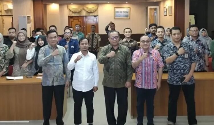 Istimewa !! Diskominfo Gresik Perkuat Literasi Digital dan Pasang 118 Titik WiFi Publik Aktif Tanpa Kata Sandi