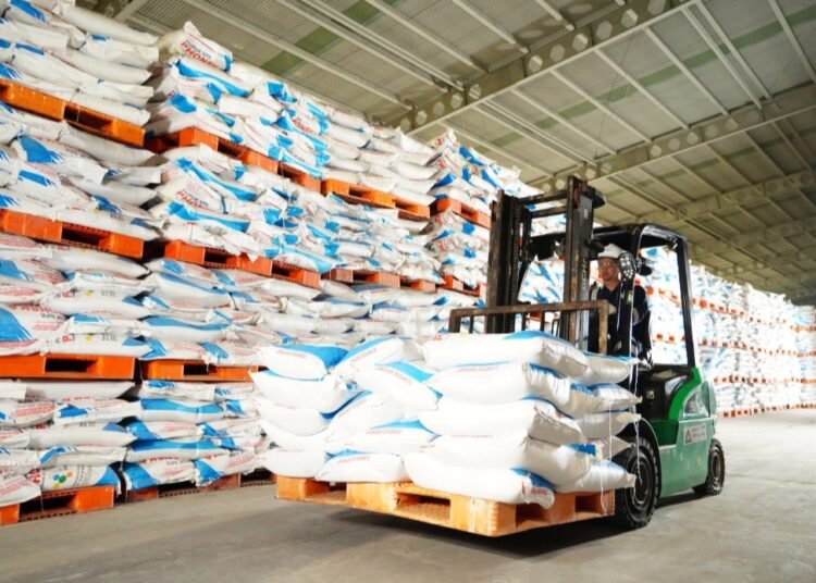 Momen Hari Pangan Sedunia: Petani Tidak Perlu Khawatir, Stok Pupuk Bersubsidi Petrokimia Gresik Melimpah