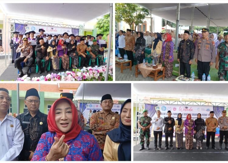 Kadis KBPPPA Gresik Bangga Atas Wisuda Ratusan Lansia Tangguh dan Orang Tua Hebat di Kecamatan Benjeng
