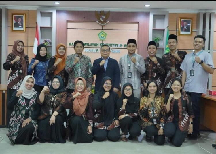 Inovasi dan Kreativitas Humas Kanwil Kemenag Jatim Panen Apresiasi dari Kabiro Humas Kemenag RI