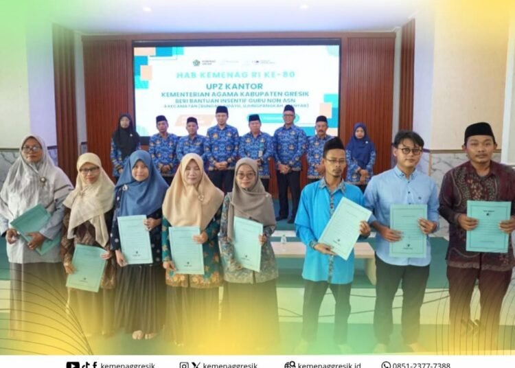 113 Pahlawan Pendidikan Non-ASN Dapat Kado Spesial dari Kemenag Gresik