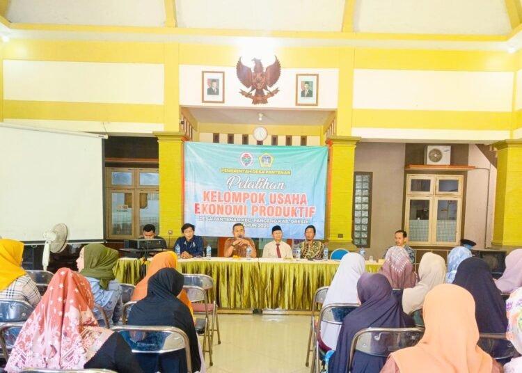 Manfaatkan Dana Desa, Pemdes Pantenan Panceng Gelar Peningkatan Kapasitas Puluhan Pelaku UMKM