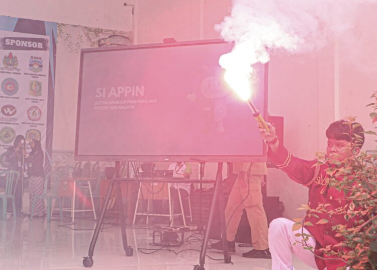 SMPN 4 Gresik Luncurkan Aplikasi “Si APPIN”: Inovasi Digital untuk Membangun Disiplin Positif Siswa