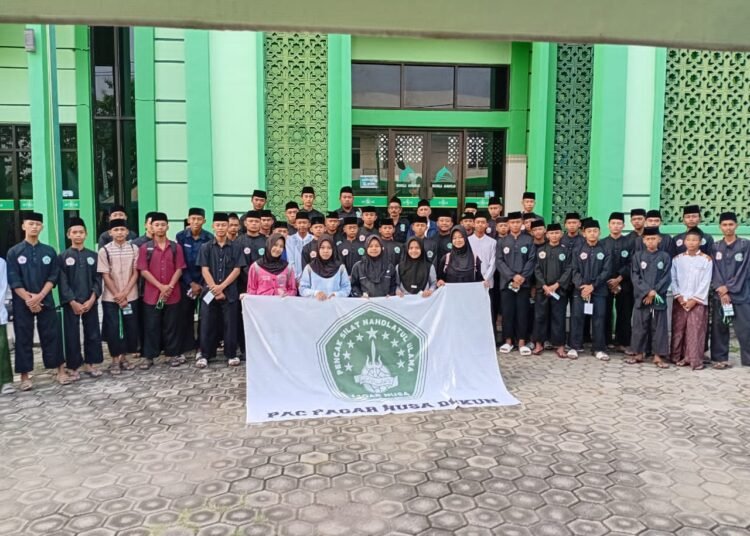 55 Santri Baru Pagar Nusa PAC Dukun Dibaiat di PCNU Gresik