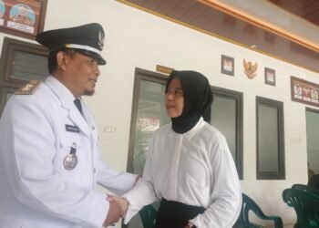Berkah Akhir Tahun, Putri Febriyanti Baru Lulus Universitas Brawijaya Dilantik Jadi Perangkat Desa Kedanyang
