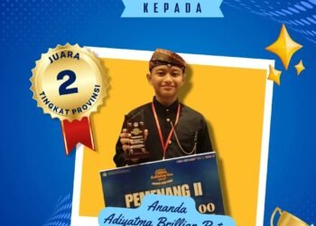 Adiyatma Brilian Putra Siswa SMPN 4 Gresik Raih Juara 2 Lomba Mendongeng Tingkat Jawa Timur
