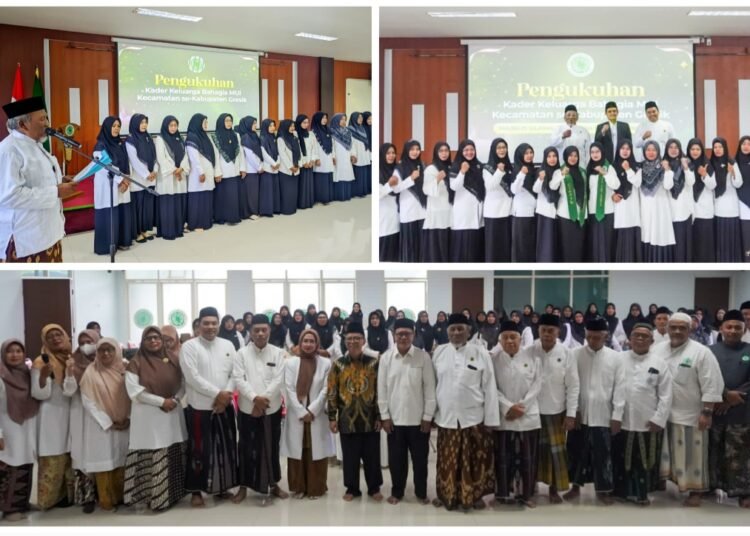 Momen Hari Ibu, Ratusan Kader Keluarga Bahagia MUI Kabupaten Gresik Dikukuhkan