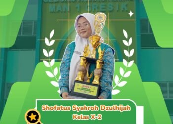 SHOFATUS SYAHROH DZULHIJAH, SISWI MAN 1 GRESIK RAIH JUARA 1 LOMBA BACA PUISI TINGKAT KABUPATEN GRESIK