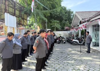 Andhika Wijaya Bawaslu Gresik Tekankan Tanggung Jawab Kerja dan Doa untuk Korban Bencana di Sumatra