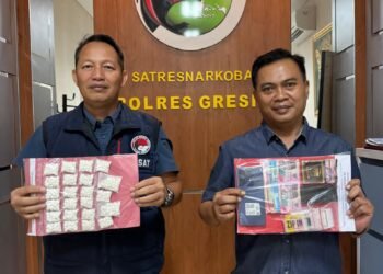 Polres Gresik Berhasil Amankan 1.169 Pil Koplo Jenis Dobel L di Rumah Kontrakan Jalan Gubernur Suryo