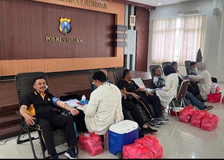 Polres Gresik Istiqomah Gelar Donor Darah: Bentuk Kepedulian terhadap Kesehatan dan Keselamatan Masyarakat