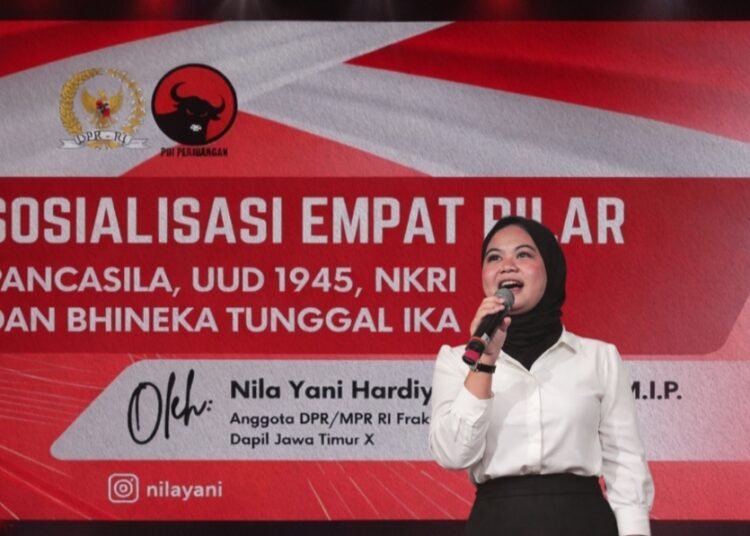 Bersama Pelaku Ekonomi Kreatif Gresik, Nila Yani Gelar Sosialisasi 4 Pilar MPR RI