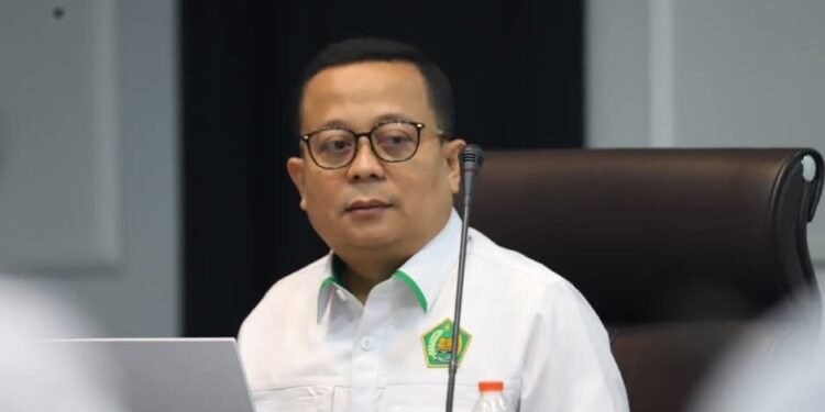 Kemenag: Menag Ajak Umat Islam Lampaui Standar Minimal Zakat, Perkuat Infak dan Sedekah