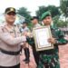 Bantu Polisi Gagalkan Curanmor, Babinsa Dukun Terima Penghargaan dari Kapolres Gresik