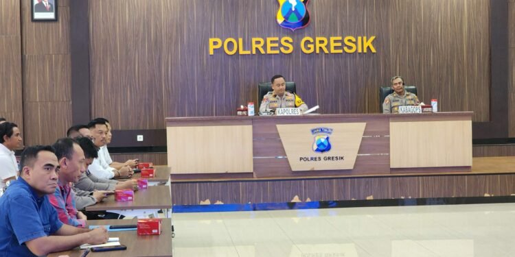 Polres Gresik Sikat Penyakit Masyarakat dan Miras Ilegal di Bulan Suci Ramadan