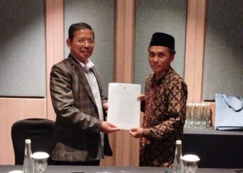 STAI Ihyaul Ulum Gresik Terima SK Program Studi Baru PGMI dari Dirjen Pendis Kemenag RI