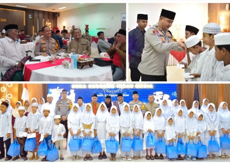 Kapolres Gresik dan Ketua MUI Bersama Insan Media Santuni Anak Yatim di Bulan Suci Ramadan