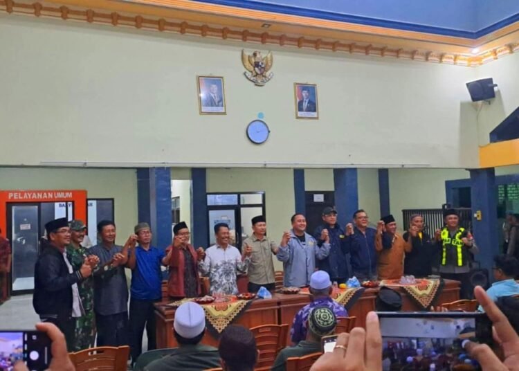 Kapolres Gresik Tegaskan Komitmen Jaga Kamtibmas Usai Mediasi Warga Campurejo dan Banyutengah