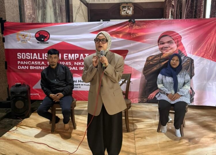 Nila Yani Gelar Sosialisasi 4 Pilar MPR RI Bersama Serikat Buruh Pabrik Kayu dan KML