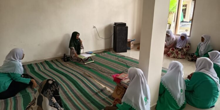 Ramadan, Fatayat NU Ranting Tebuwung Gelar Ngaji Bareng: “Kader Fatayat Hebat, Ekonomi Keluarga Terawat”