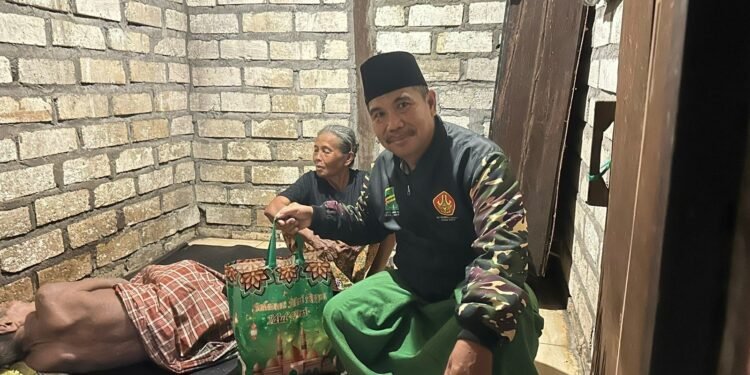 Ramadan Berbagi, GP Ansor Tebuwung Dukun Salurkan Ratusan Paket Sembako untuk Kaum Dhuafa 