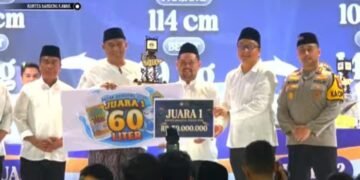 Dan Juara 1 Kontes Bandeng Kawak Gresik 2026 Kembali Diraih Kades Pangkahwetan Syaifullah Mahdi