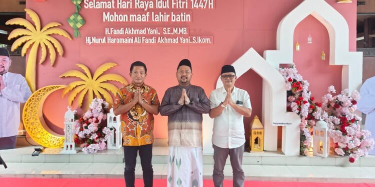 Ketua dan Sekjend Golkar Gresik Kompak Temui Bupati Gus Yani di Momen Idulfitri