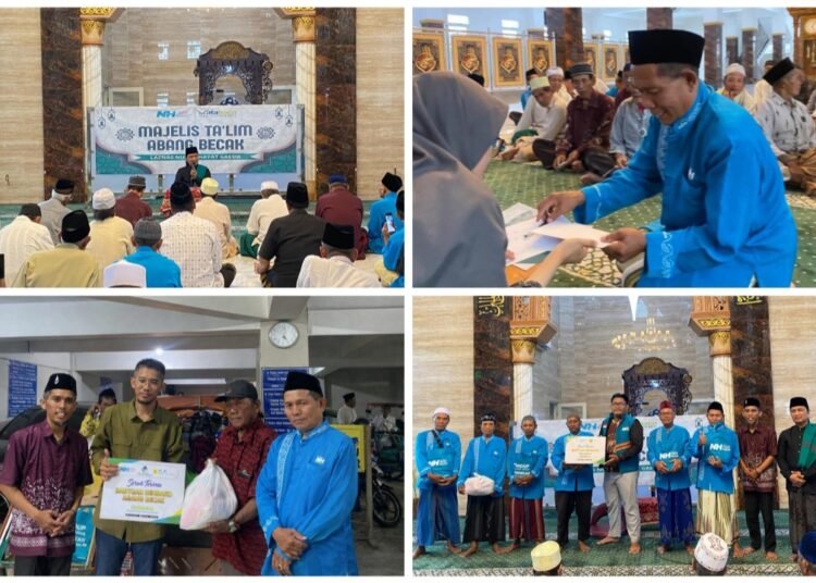 Ramadan, Puluhan Tukang Becak Sumringah Dapat Sembako dan Uang Tunai dari Nurul Hayat Gresik