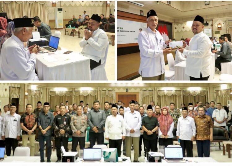 Baznas Gresik Gelar Bayar ZIS Serentak, Gus Yani: “Jangan Takut Miskin Ketika Membayar Zakat ataupun Sedekah”