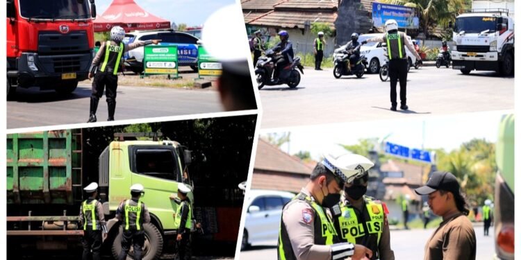 Tegas namun Humanis, Satlantas Polres Gresik Tertibkan Angkutan Barang Jaga Kelancaran Arus Mudik