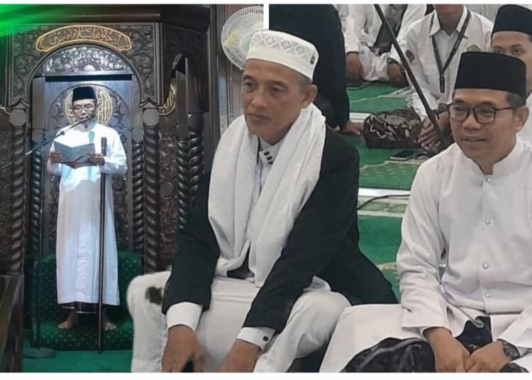 Kakanwil Kemenag Jatim Sampaikan Khutbah Idulfitri di Pamekasan, Tekankan Makna Tauhid dan Sikap Memaafkan