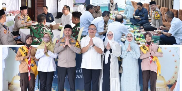 Kapolres Bersama Kasdim dan Dirut Petrokimia Gresik Hadiri Halalbihalal di Kediaman Bupati & Wabup Perkuat Soliditas Lintas Sektor