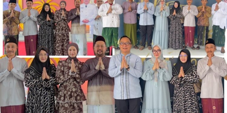 Keluarga Besar Organ Pengelola Masjid KH Robbach Ma’sum Rajut Silaturahmi Idulfitri Bareng Bupati dan Wabup Gresik