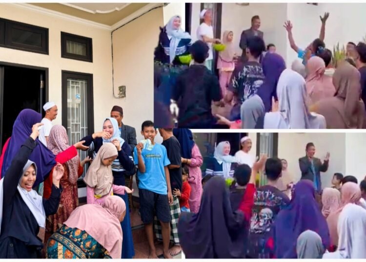 Meriah !! Warga Desa Suci Manyar Istiqomah Lestarikan Tradisi Udik-udikan di Momen Lebaran Ketupat