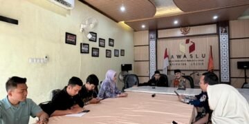 Pertengahan Ramadan KPU Datangi Bawaslu Gresik, Ada Apa? Ternyata Bahas Akurasi Data Pemilih Jelang Pleno PDPB 2026