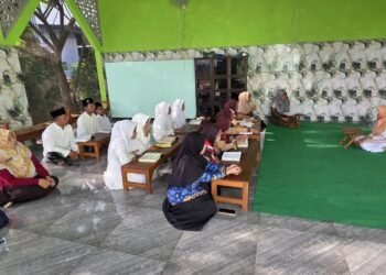 Tasmi’ Al-Qur’an Ikhtiar MIN 2 Gresik Cetak Generasi Qurani