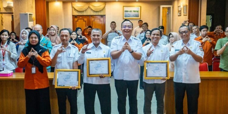 Wakil Bupati Gresik Bersama Kepala BPS Canangkan Desa Cinta Statistik: Sasar Tiga Desa di Kecamatan Manyar