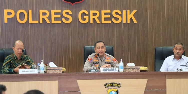Perkuat Profesionalisme Penyidik, Polres Gresik Gelar Sosialisasi UU KUHAP 2025