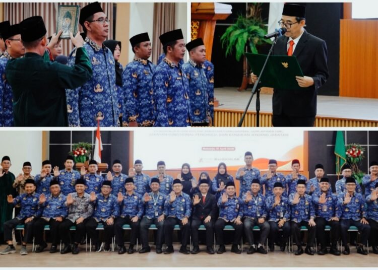 Lantik Pejabat Fungsional, Kakanwil Kemenag Jatim Tekankan Kesiapan Mental dan Integritas ASN